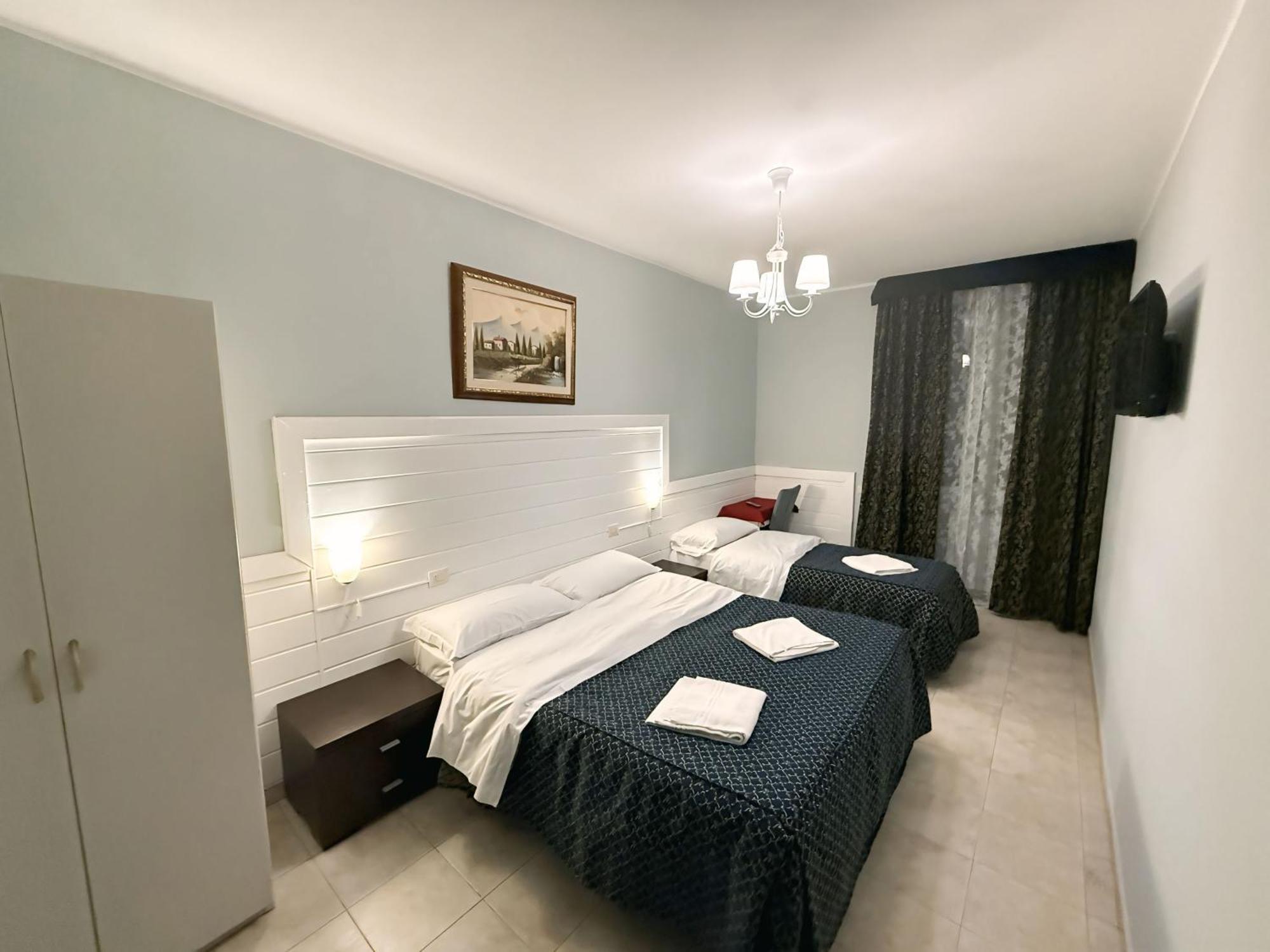 Hotel Aurelia Milaan Buitenkant foto