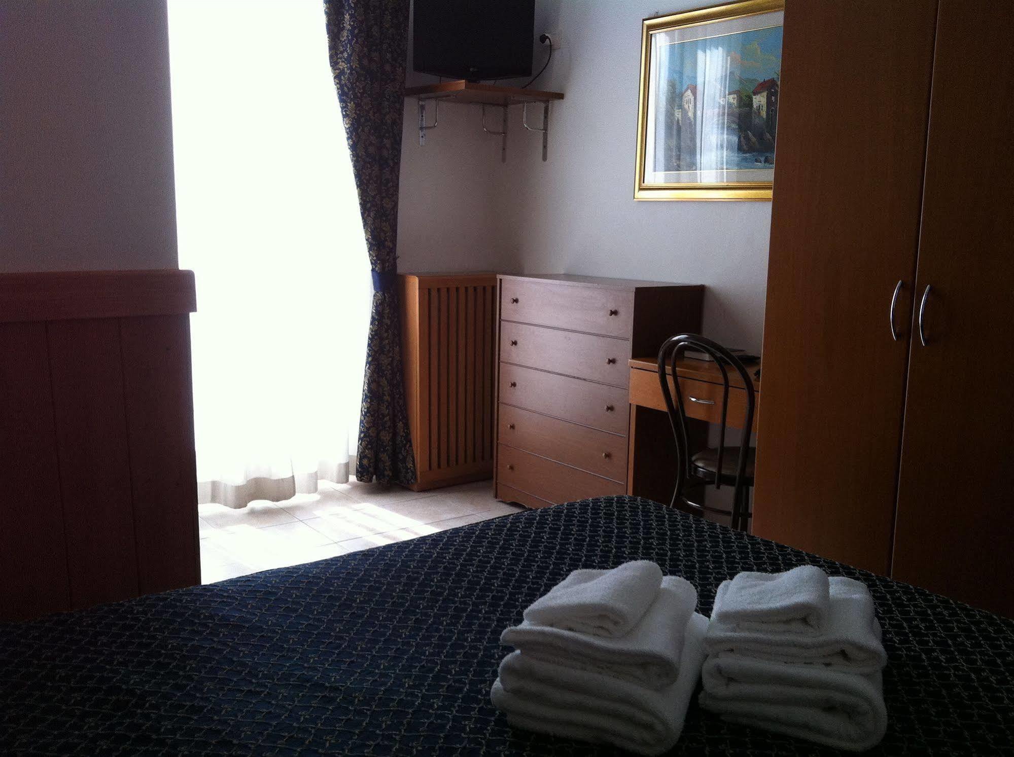 Hotel Aurelia Milaan Buitenkant foto