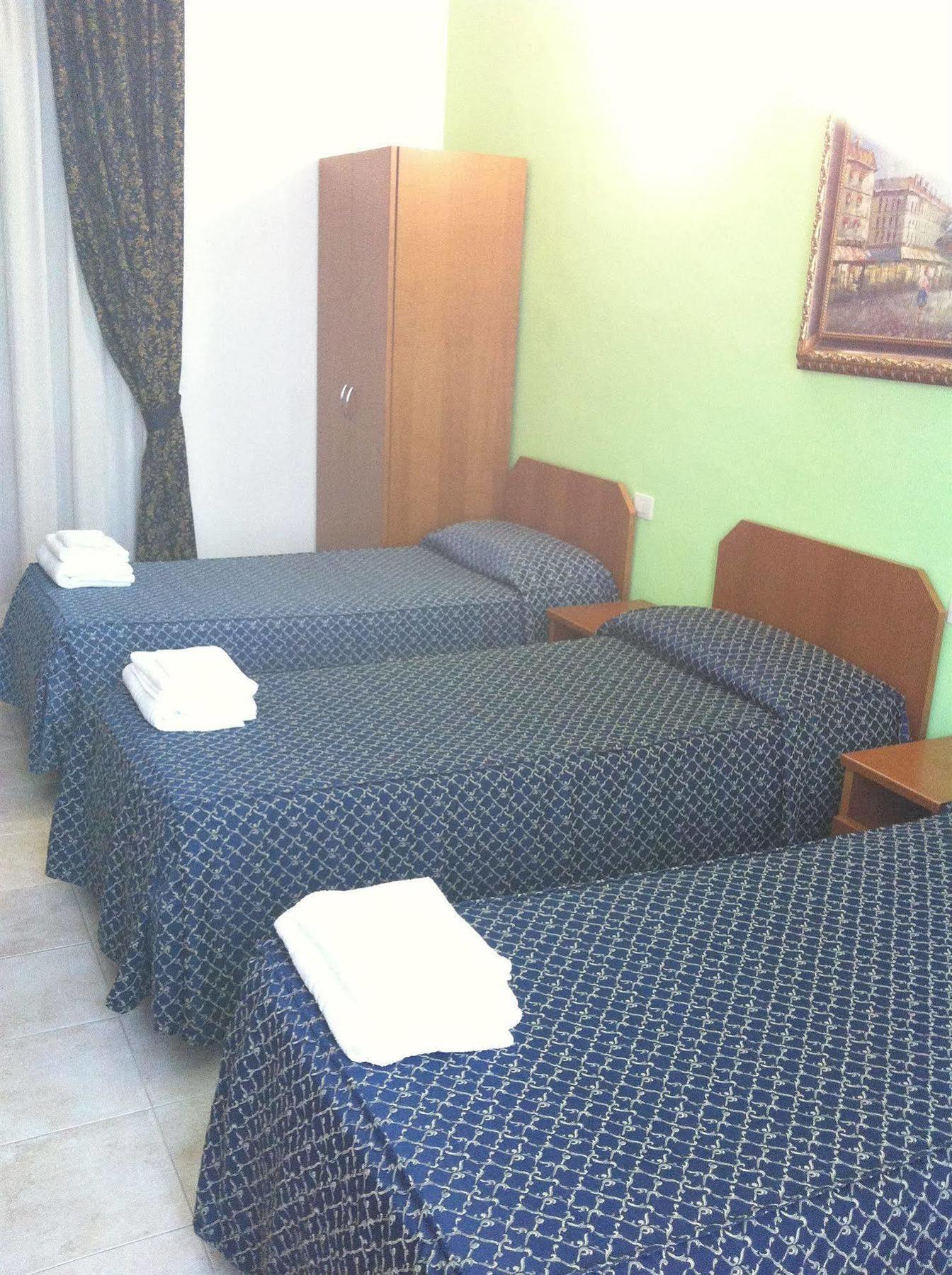 Hotel Aurelia Milaan Buitenkant foto